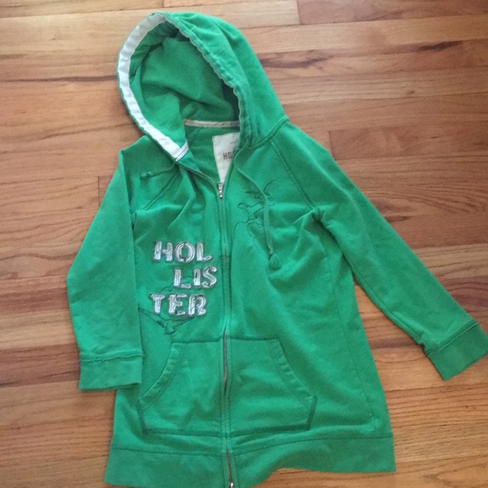 Hollister hoodie size medium